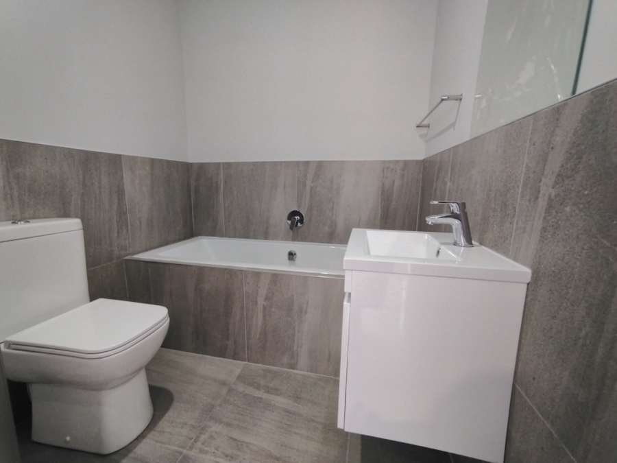 2 Bedroom Property for Sale in Table View Western Cape